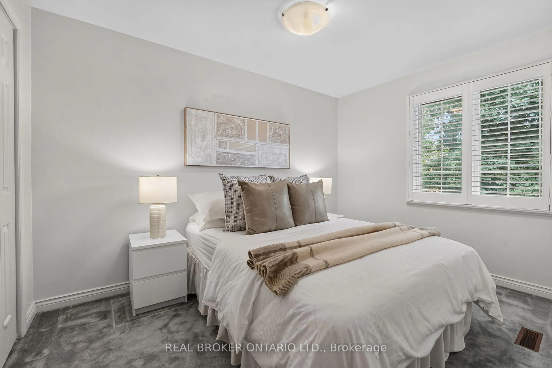 Photo 37 of 207 Longfield Crescent, Hamilton, Ancaster — HOMEH