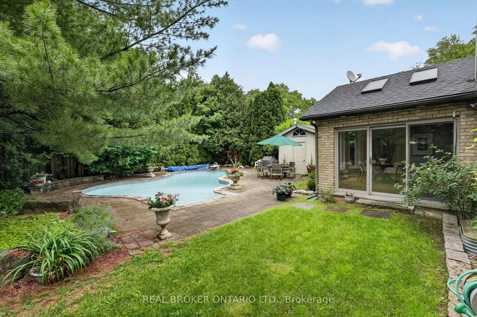 Photo 41 of 207 Longfield Crescent, Hamilton, Ancaster — HOMEH