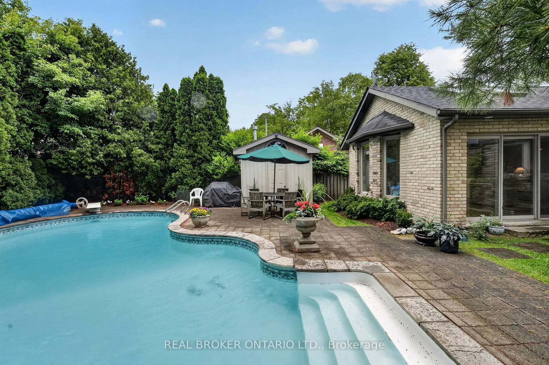Photo 43 of 207 Longfield Crescent, Hamilton, Ancaster — HOMEH