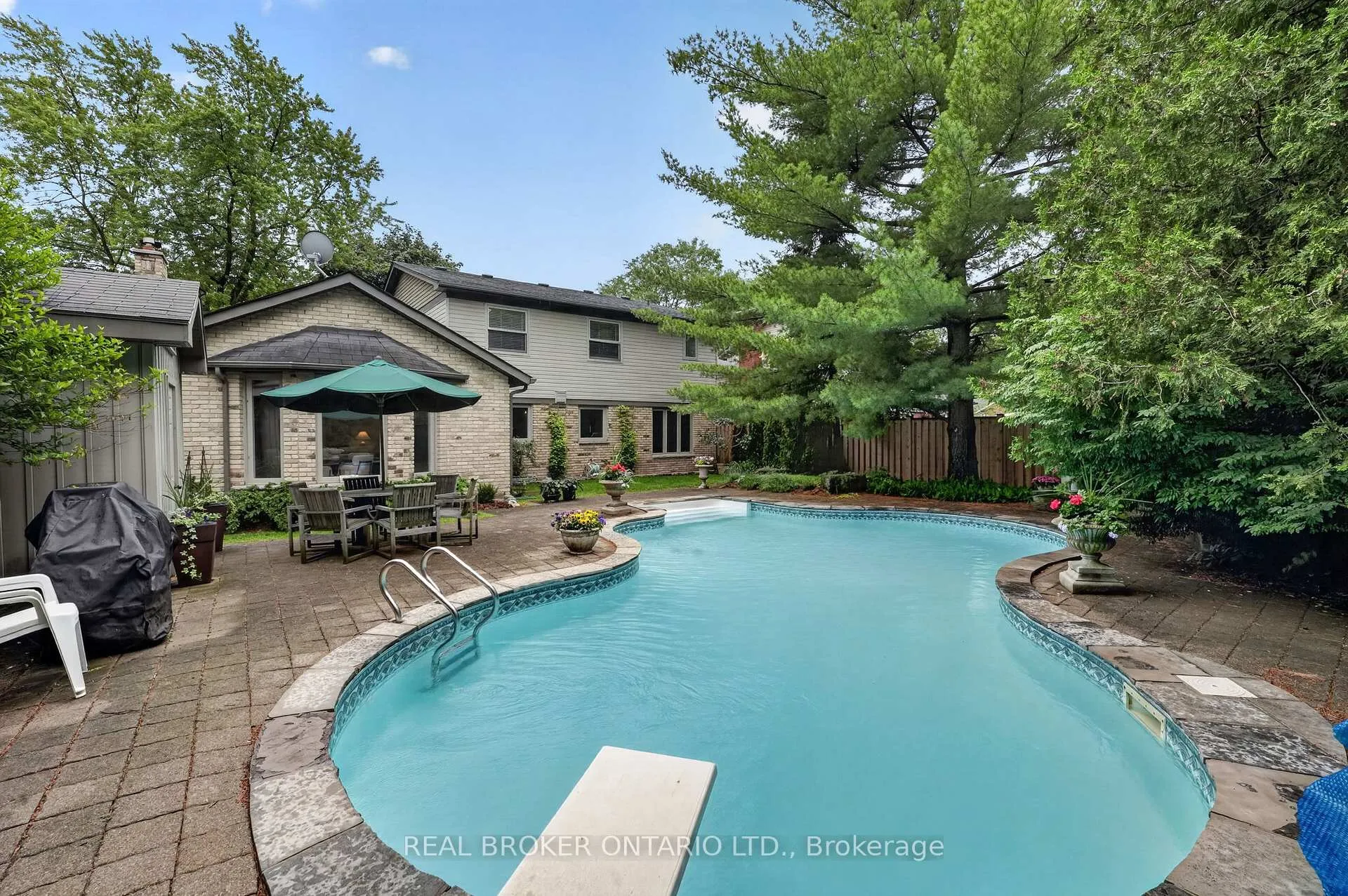 Photo 44 of 207 Longfield Crescent, Hamilton, Ancaster — HOMEH