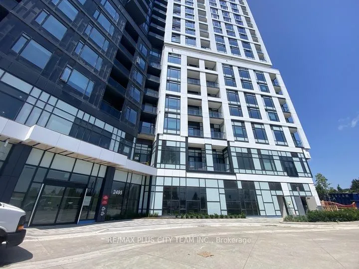 Front of Unit 610, 2495 Eglinton Avenue W