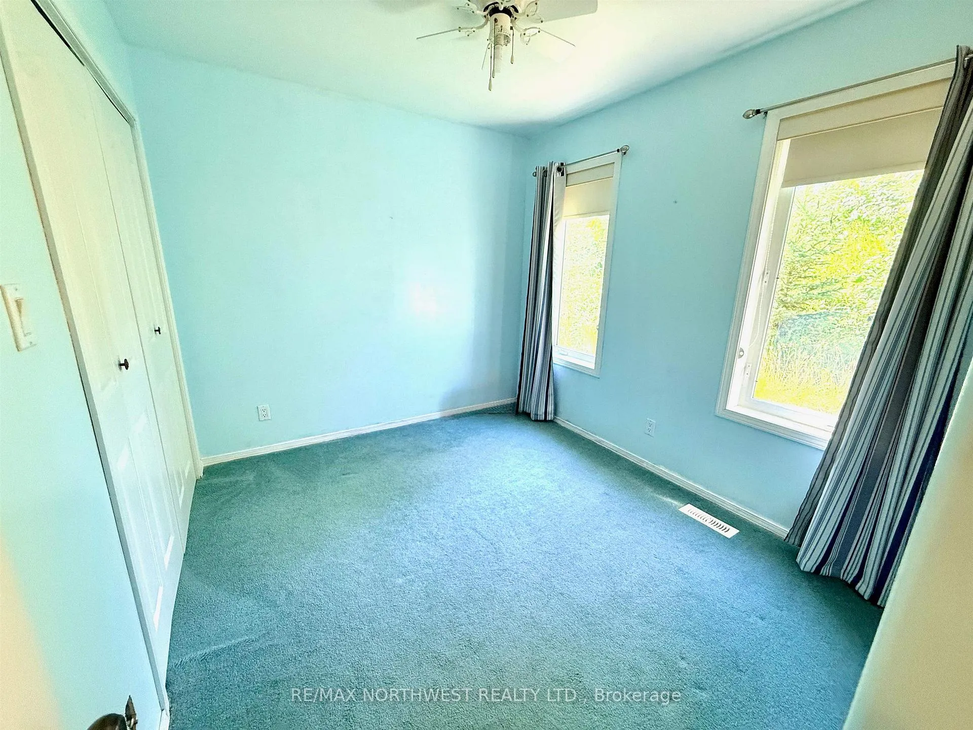 Photo 17 of 404 Main Street, Kenora, Keewatin — HOMEH