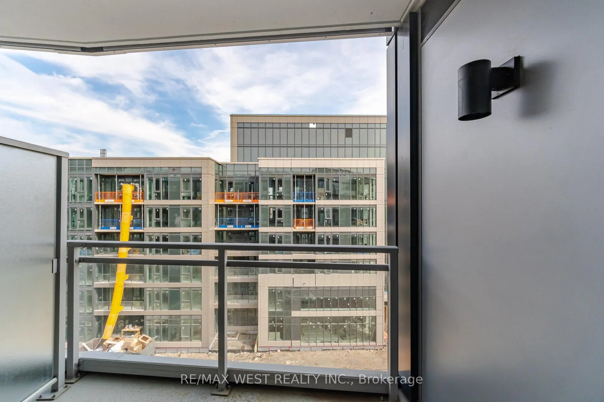 Photo 23 of Unit 521, 2501 Saw Whet Boulevard, Oakville, Glen Abbey — HOMEH