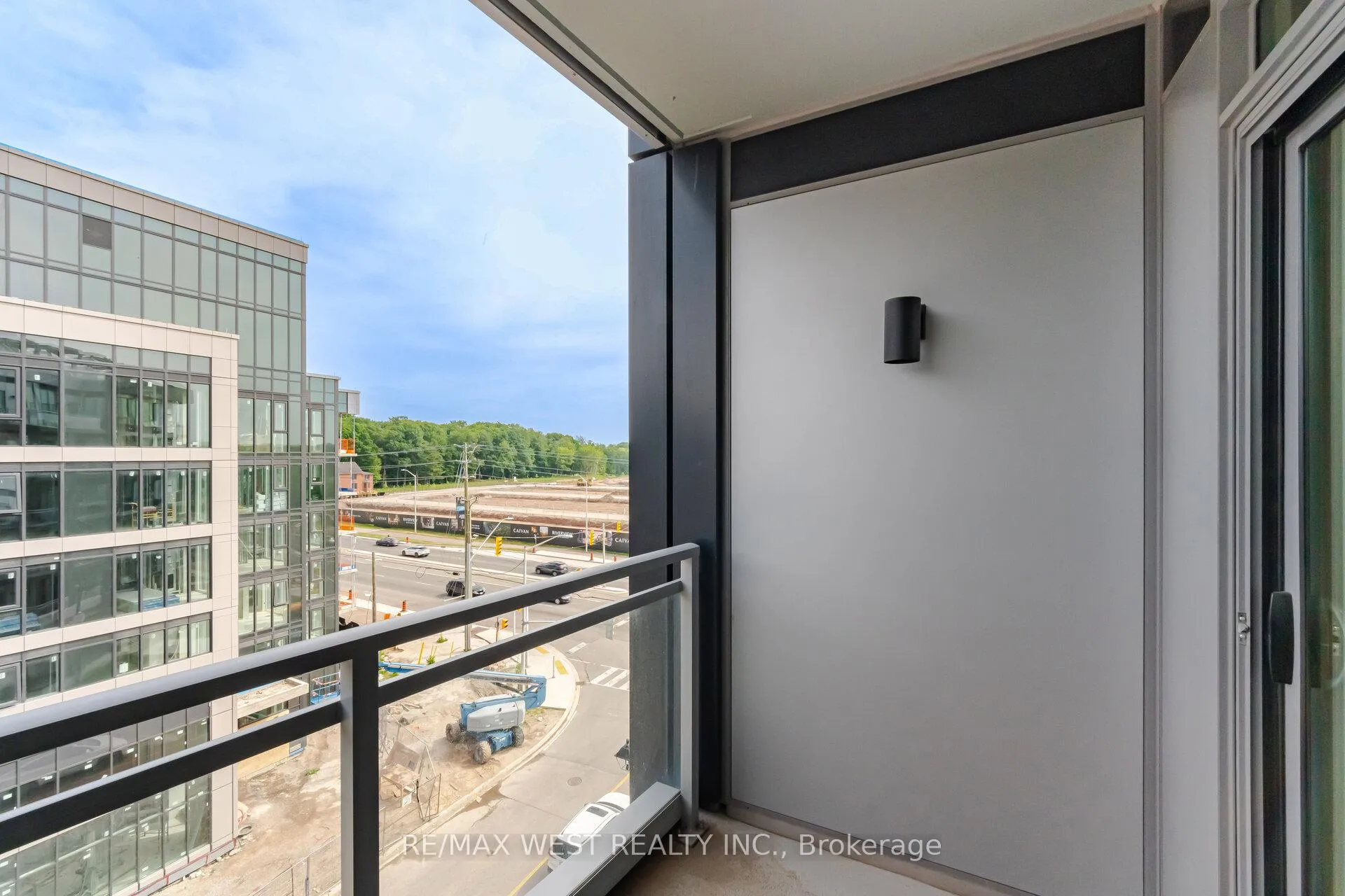 Photo 25 of Unit 521, 2501 Saw Whet Boulevard, Oakville, Glen Abbey — HOMEH