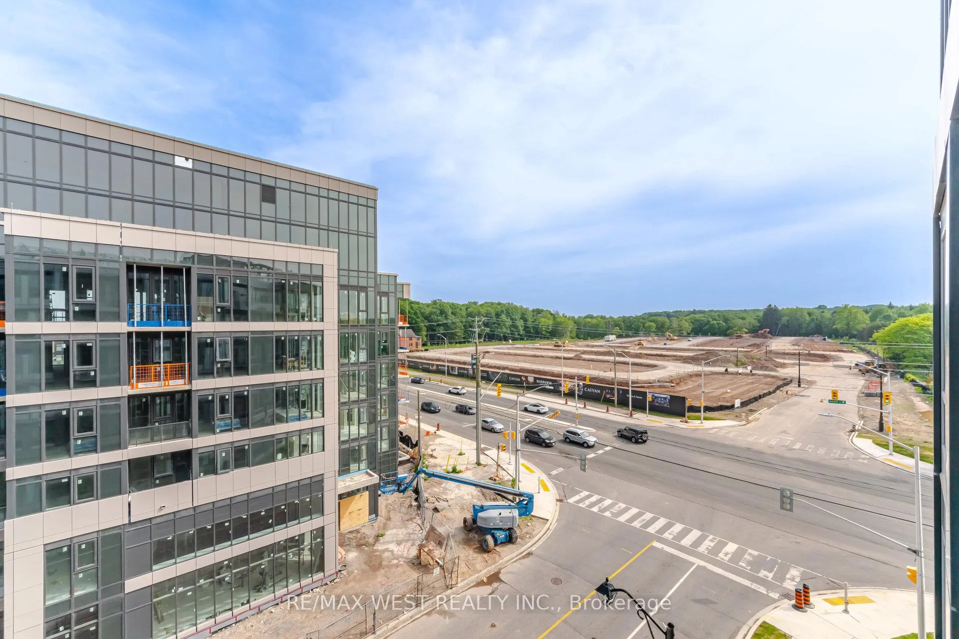 Photo 26 of Unit 521, 2501 Saw Whet Boulevard, Oakville, Glen Abbey — HOMEH
