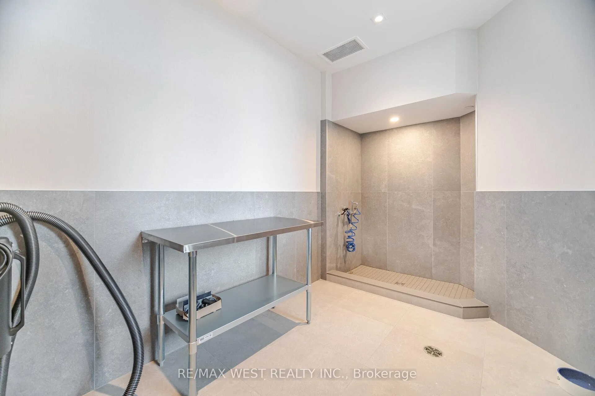 Photo 44 of Unit 521, 2501 Saw Whet Boulevard, Oakville, Glen Abbey — HOMEH