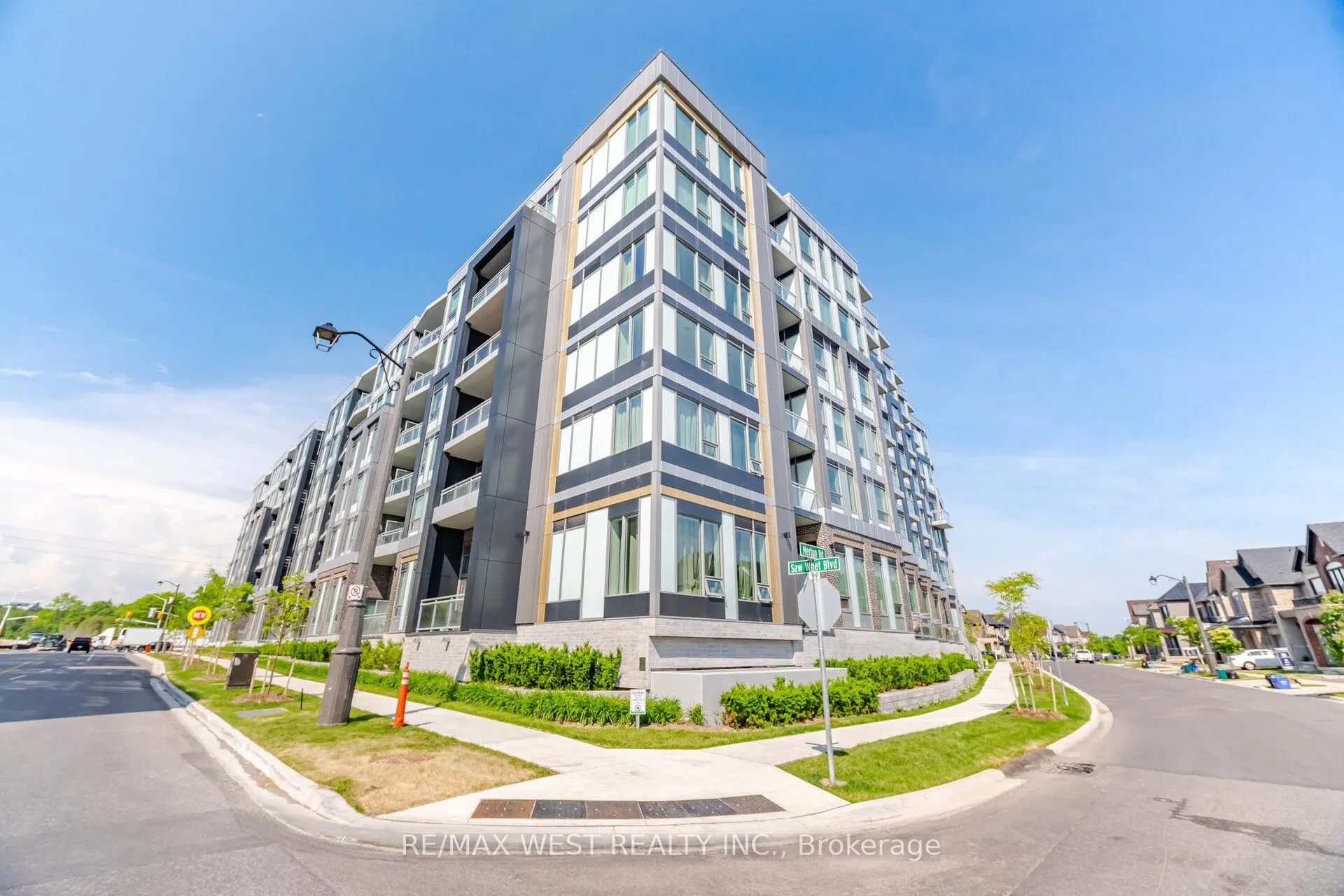 Photo 50 of Unit 521, 2501 Saw Whet Boulevard, Oakville, Glen Abbey — HOMEH