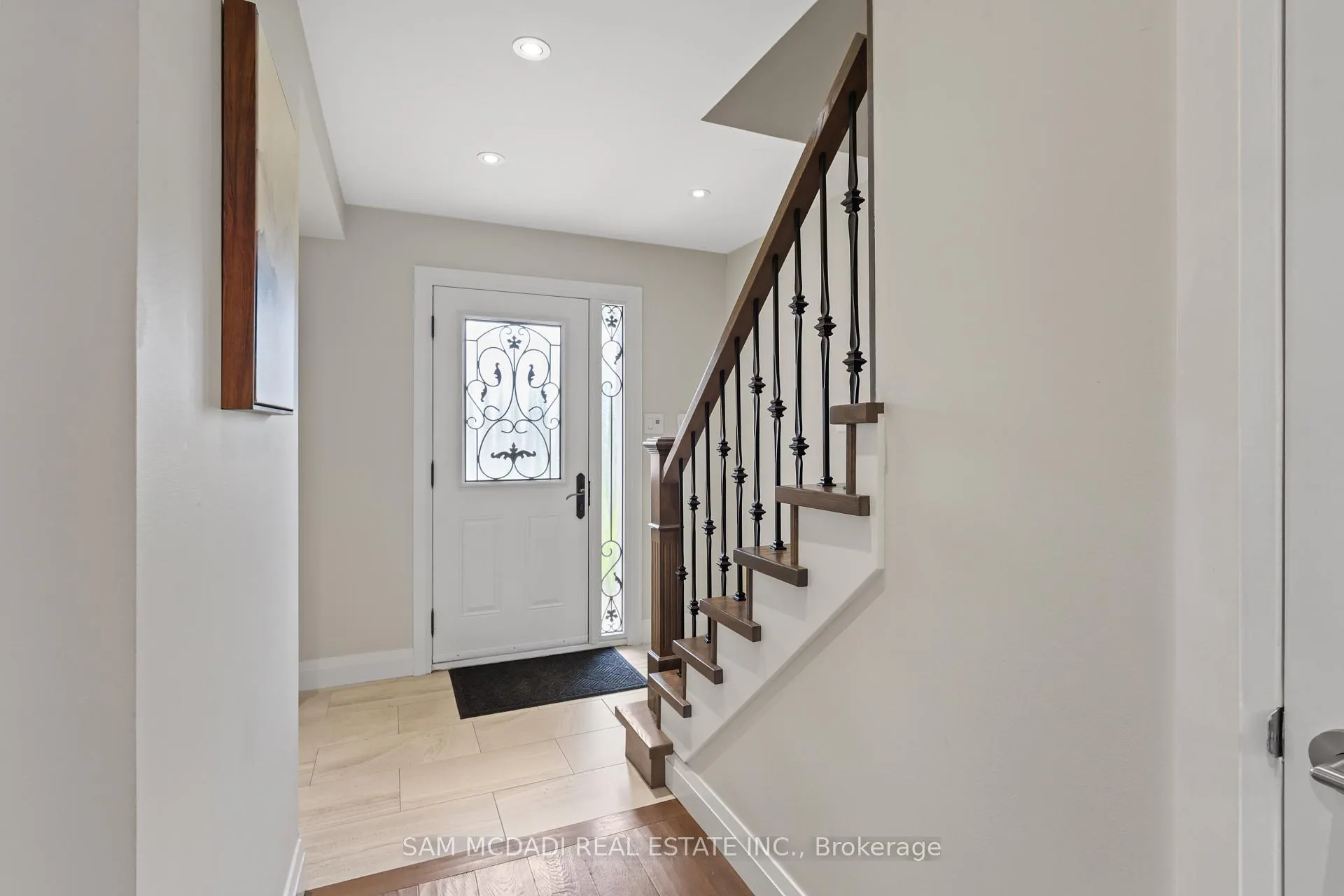 Photo 6 of 1541 Cuthbert Avenue, Mississauga, East Credit — HOMEH