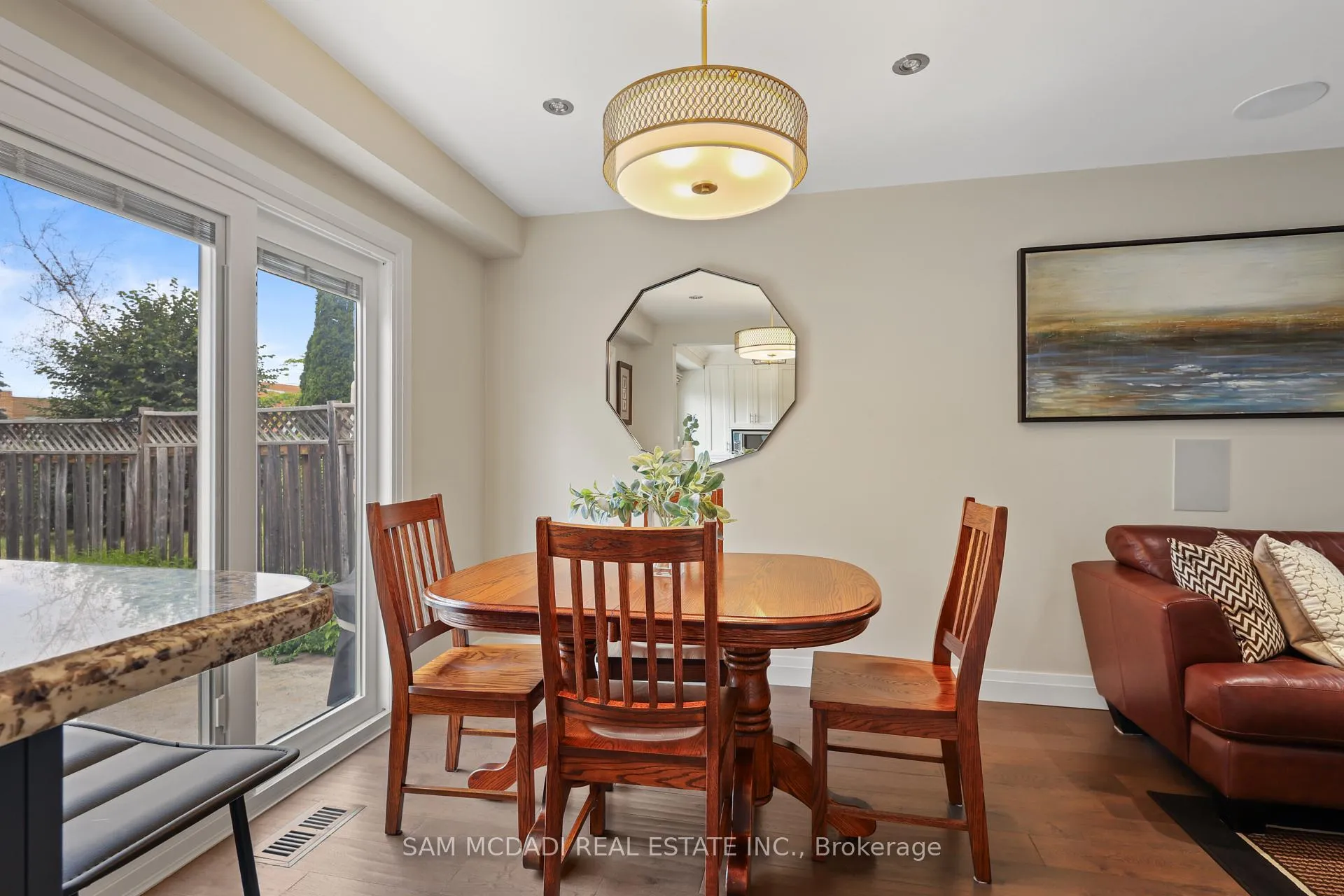 Photo 16 of 1541 Cuthbert Avenue, Mississauga, East Credit — HOMEH