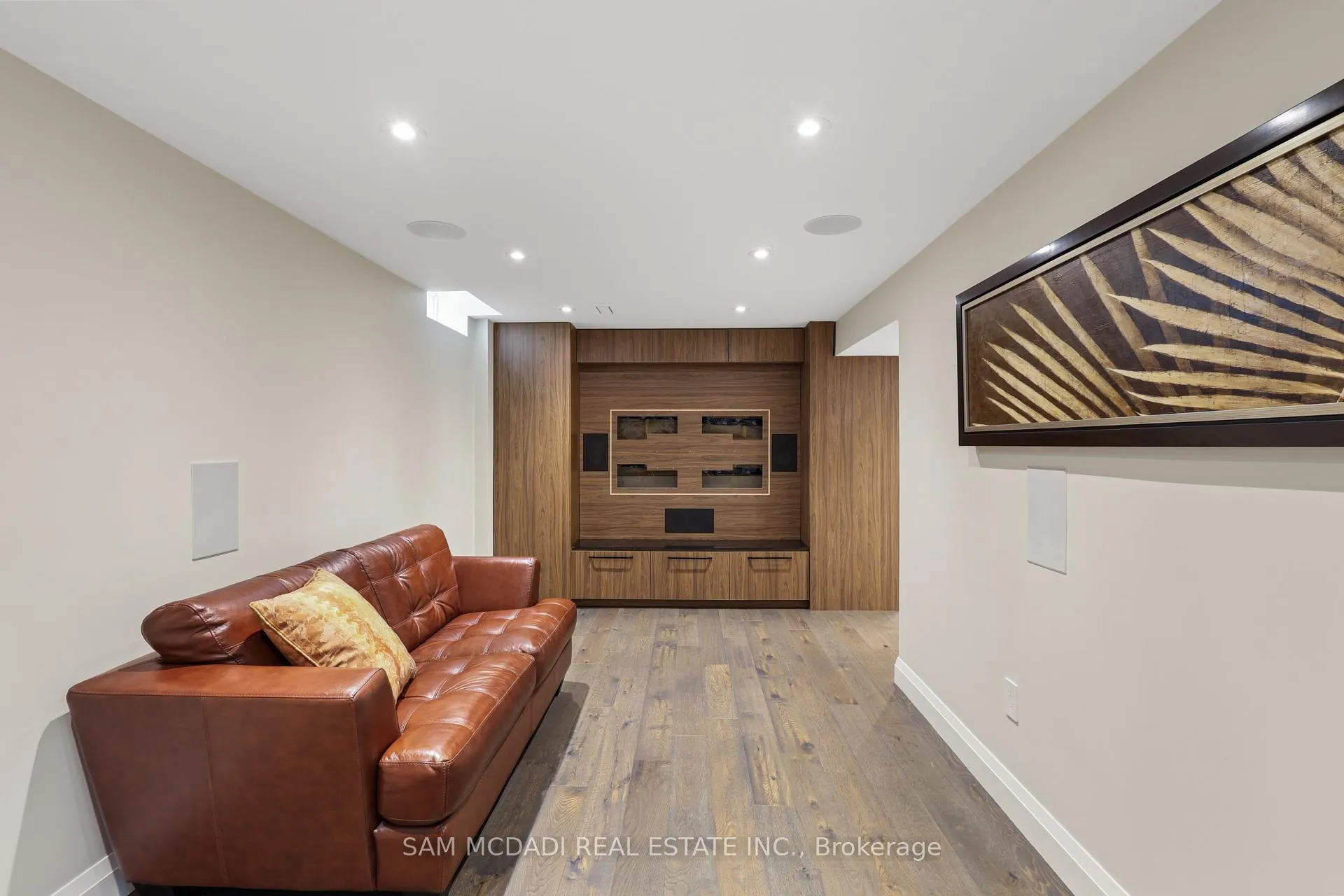 Photo 33 of 1541 Cuthbert Avenue, Mississauga, East Credit — HOMEH