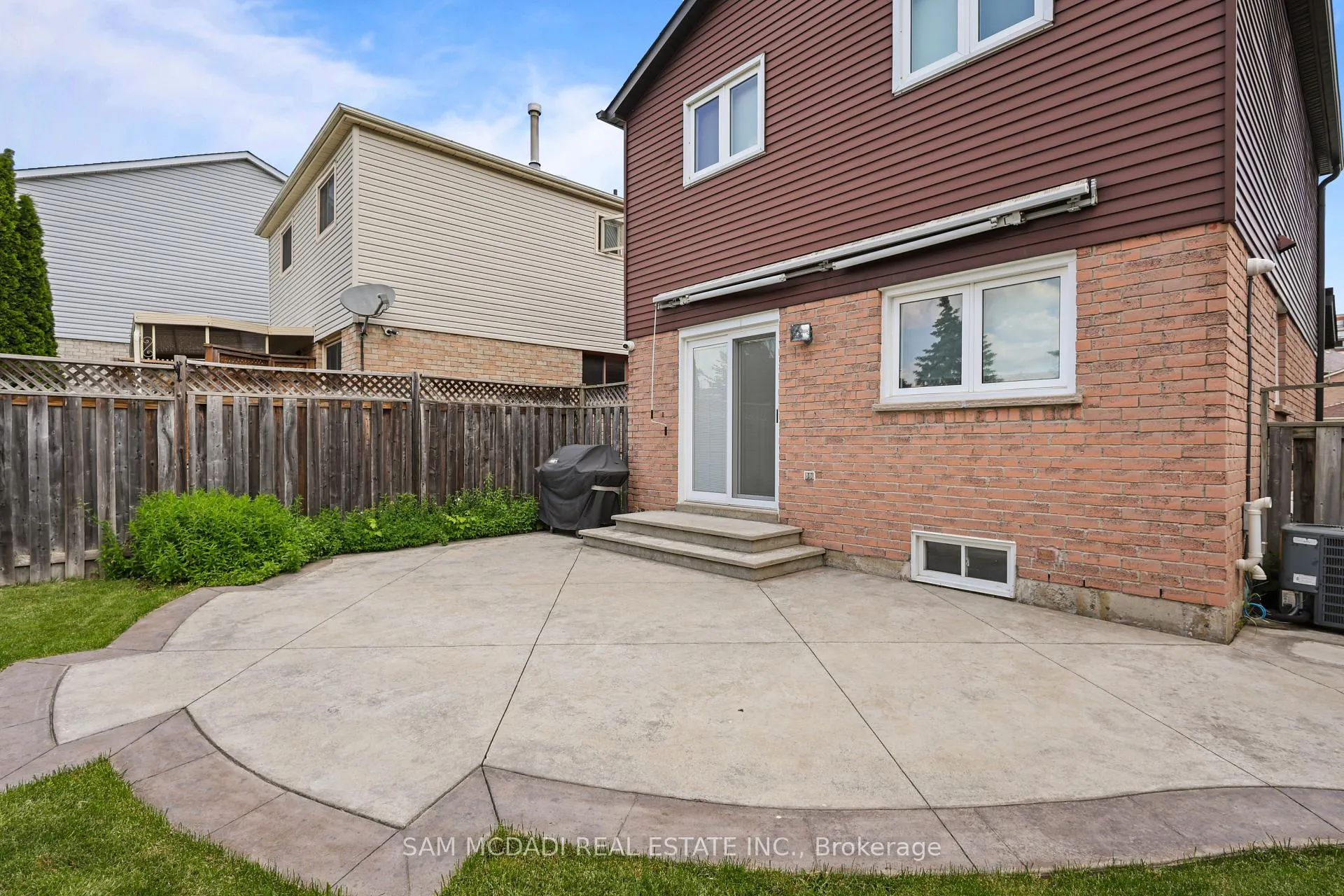 Photo 38 of 1541 Cuthbert Avenue, Mississauga, East Credit — HOMEH
