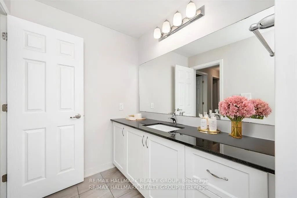Photo 14 of 545 Ozawa Private, Ottawa, CFB Rockcliffe and Area — HOMEH