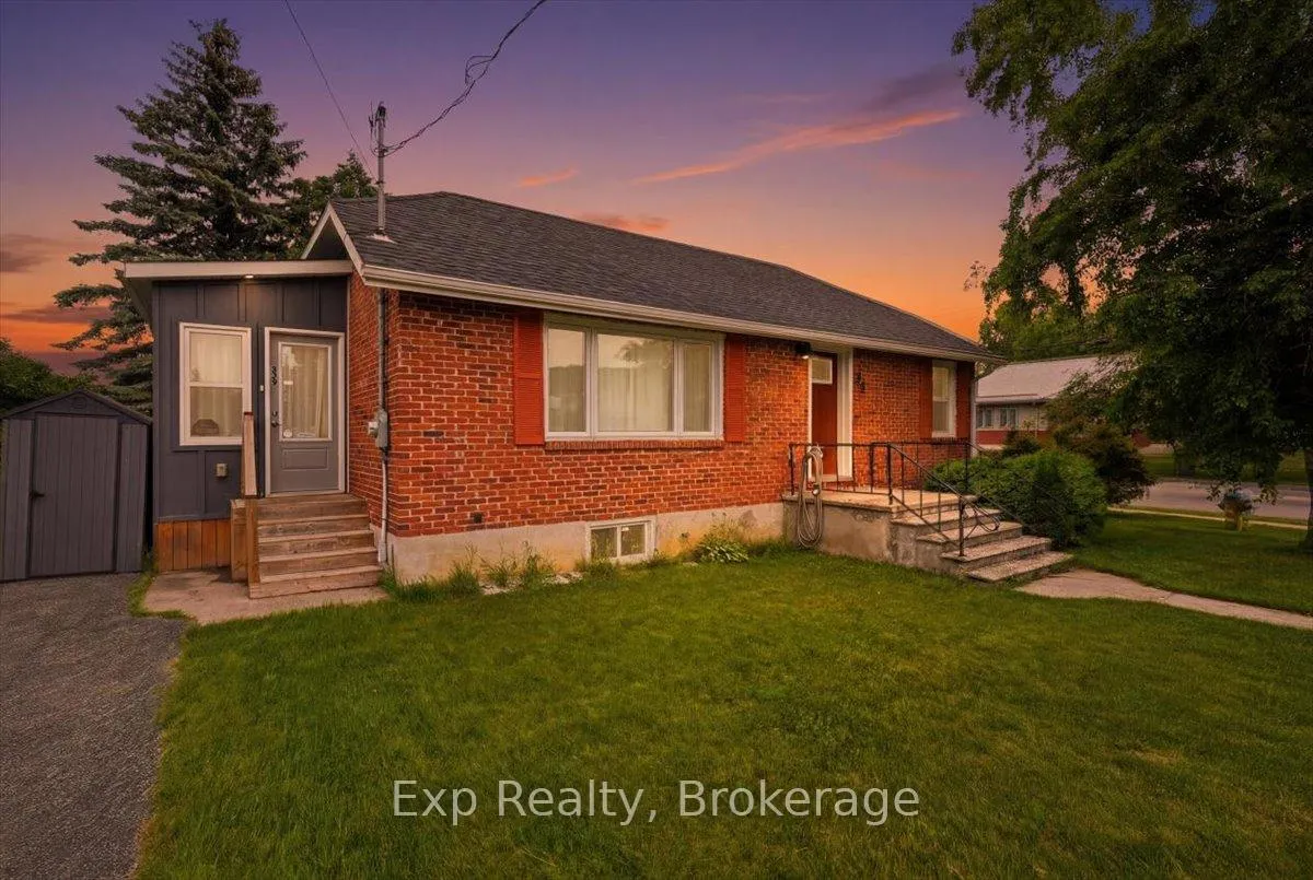 Photo 1 of 85 Centre Street, Trent Hills, Campbellford — HOMEH