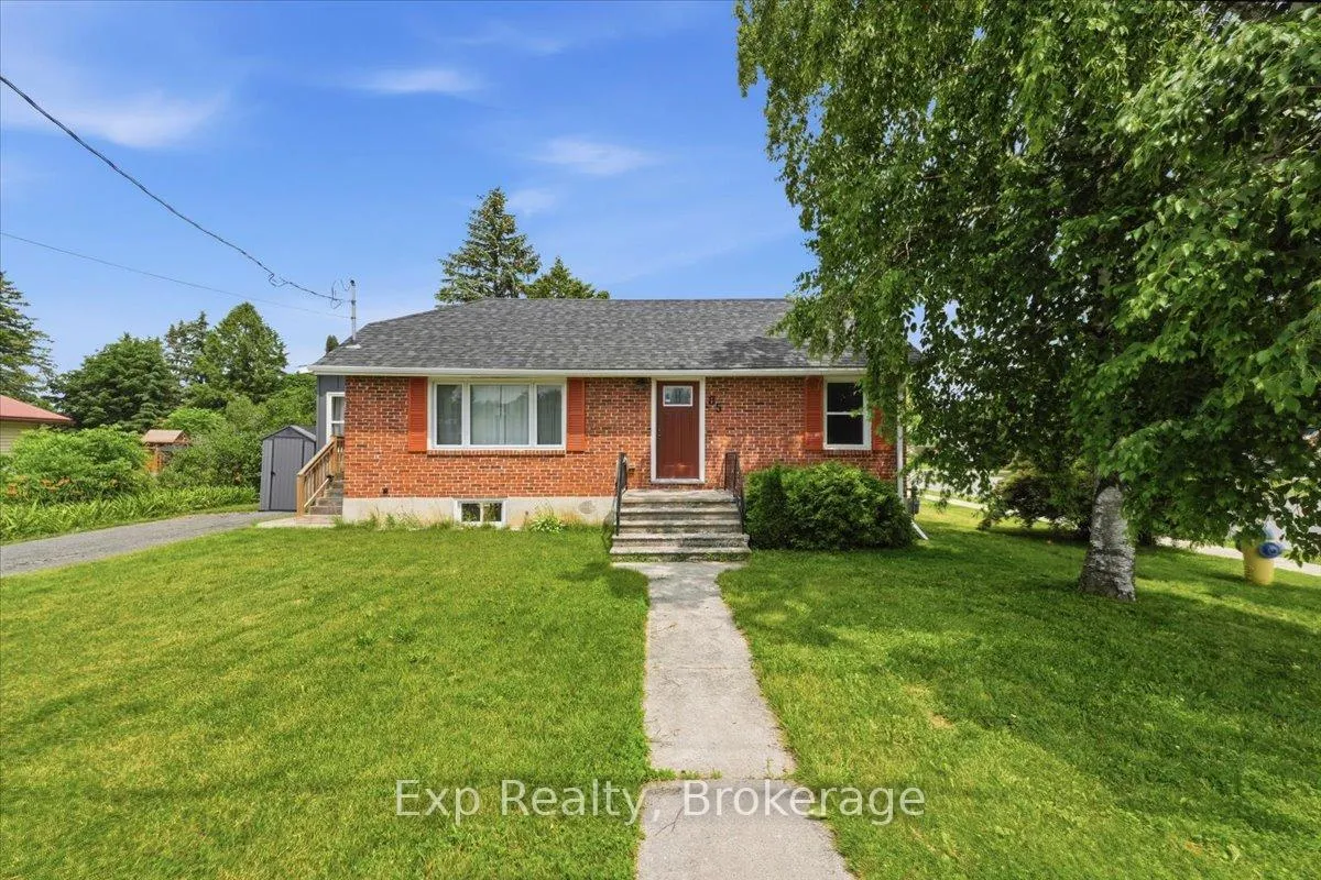 Photo 2 of 85 Centre Street, Trent Hills, Campbellford — HOMEH