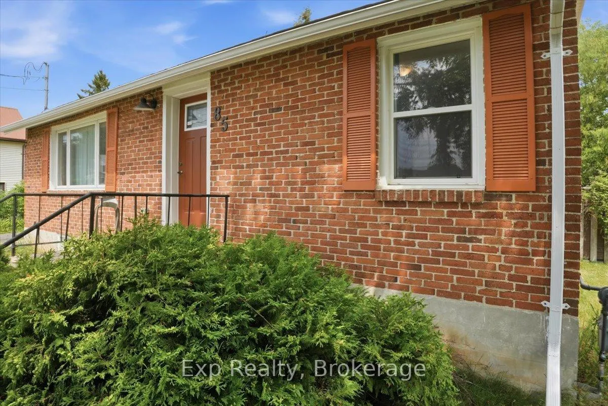 Photo 3 of 85 Centre Street, Trent Hills, Campbellford — HOMEH