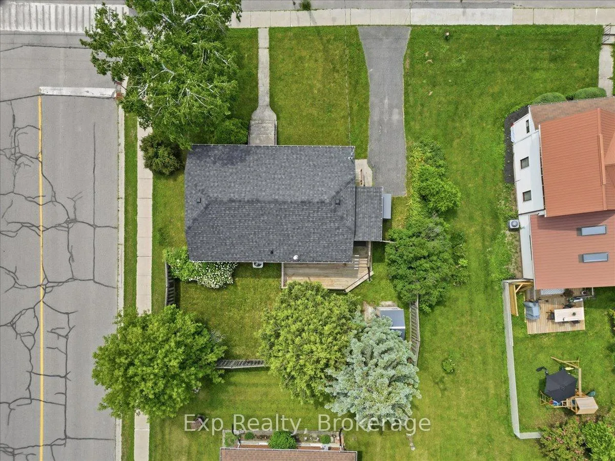 Photo 23 of 85 Centre Street, Trent Hills, Campbellford — HOMEH