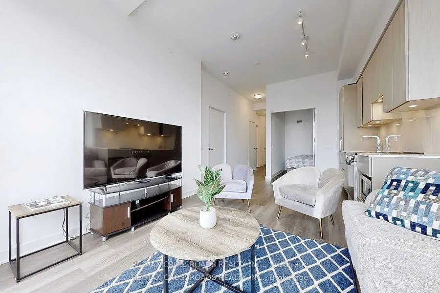 Photo 1 of Unit 5804, 3900 Confederation Parkway, Mississauga, City Centre — HOMEH