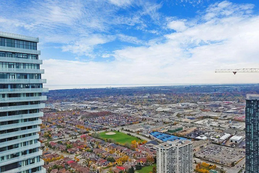 Photo 16 of Unit 5804, 3900 Confederation Parkway, Mississauga, City Centre — HOMEH