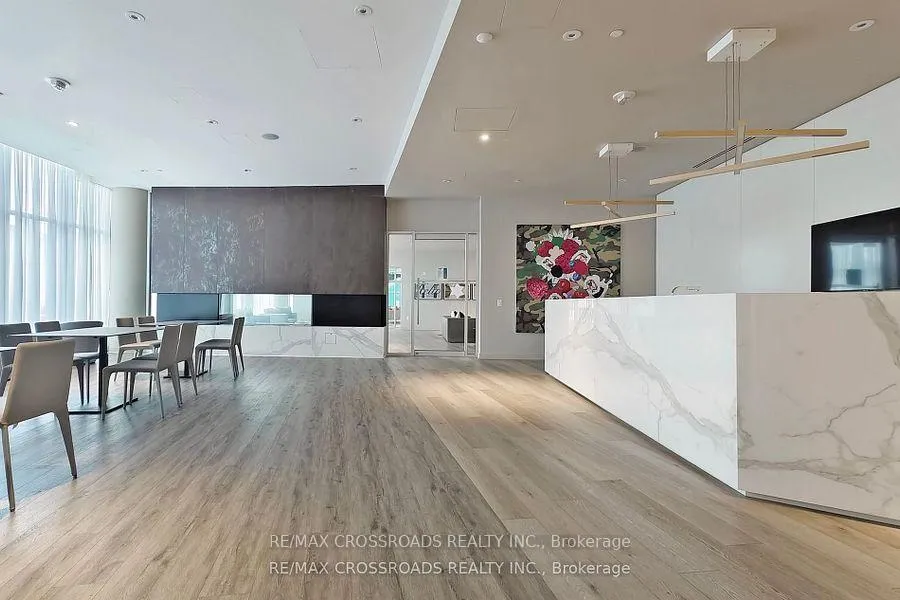 Photo 18 of Unit 5804, 3900 Confederation Parkway, Mississauga, City Centre — HOMEH