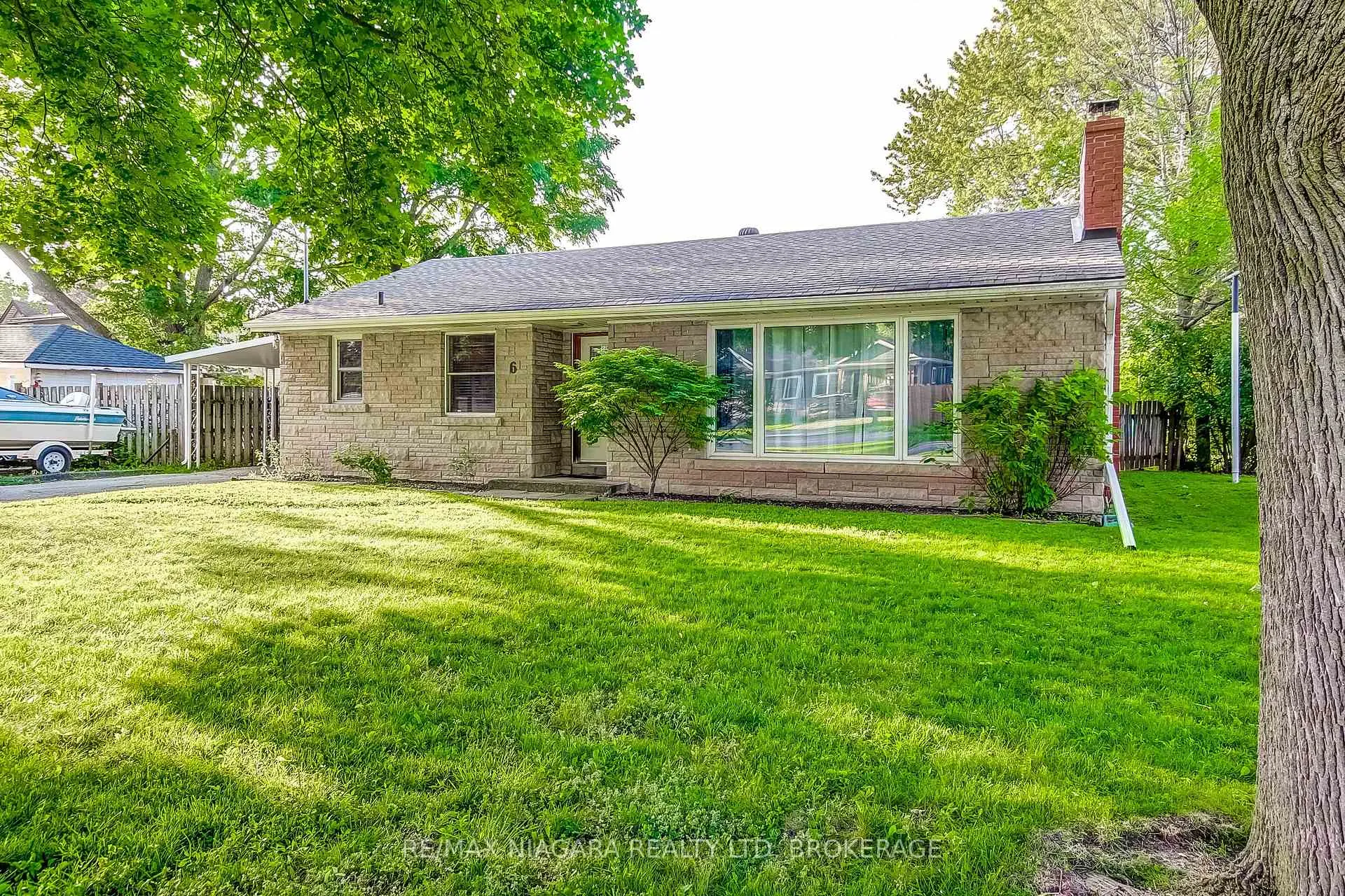 Photo 4 of 6 Cedar Street, Welland, Prince Charles — HOMEH