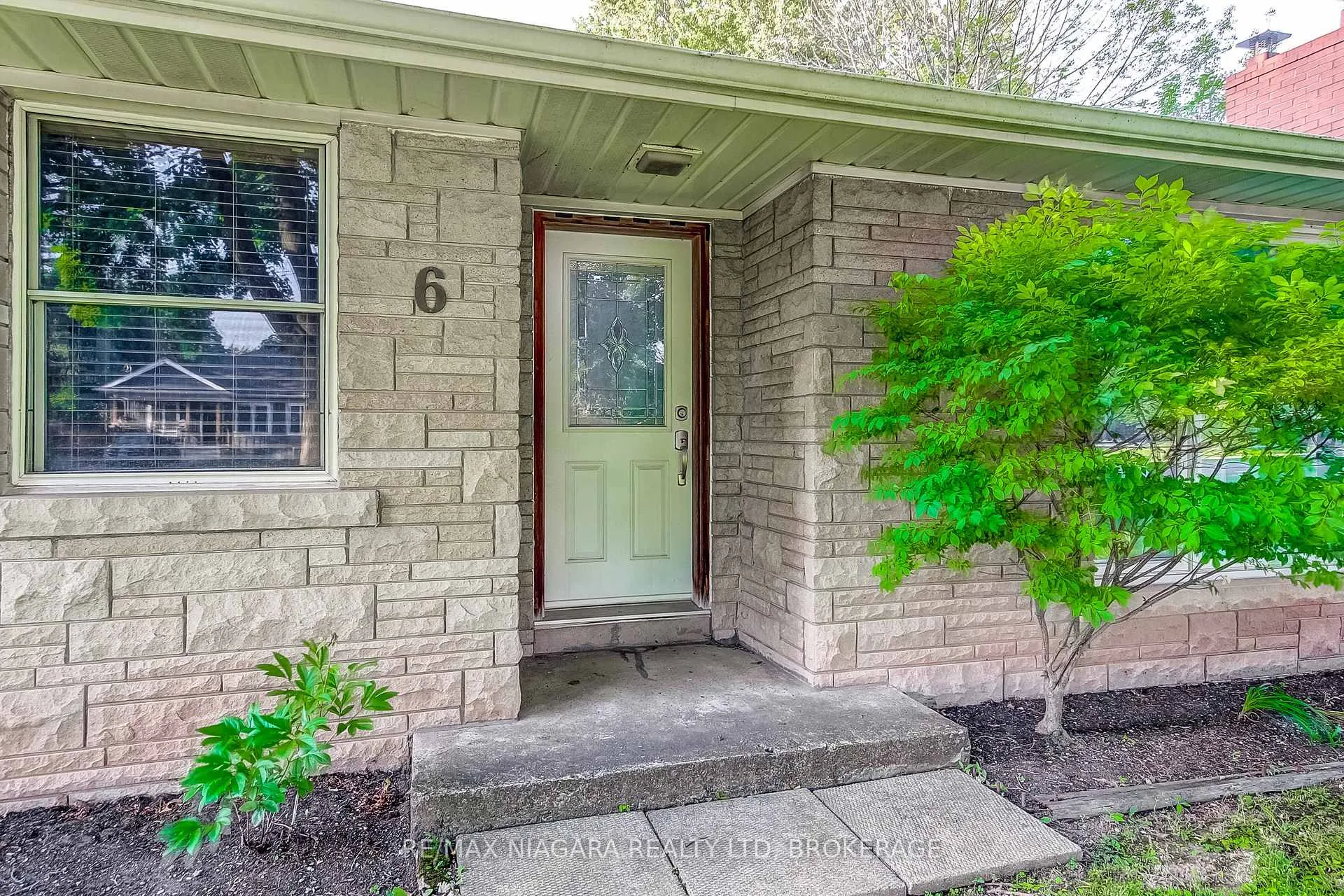 Photo 6 of 6 Cedar Street, Welland, Prince Charles — HOMEH
