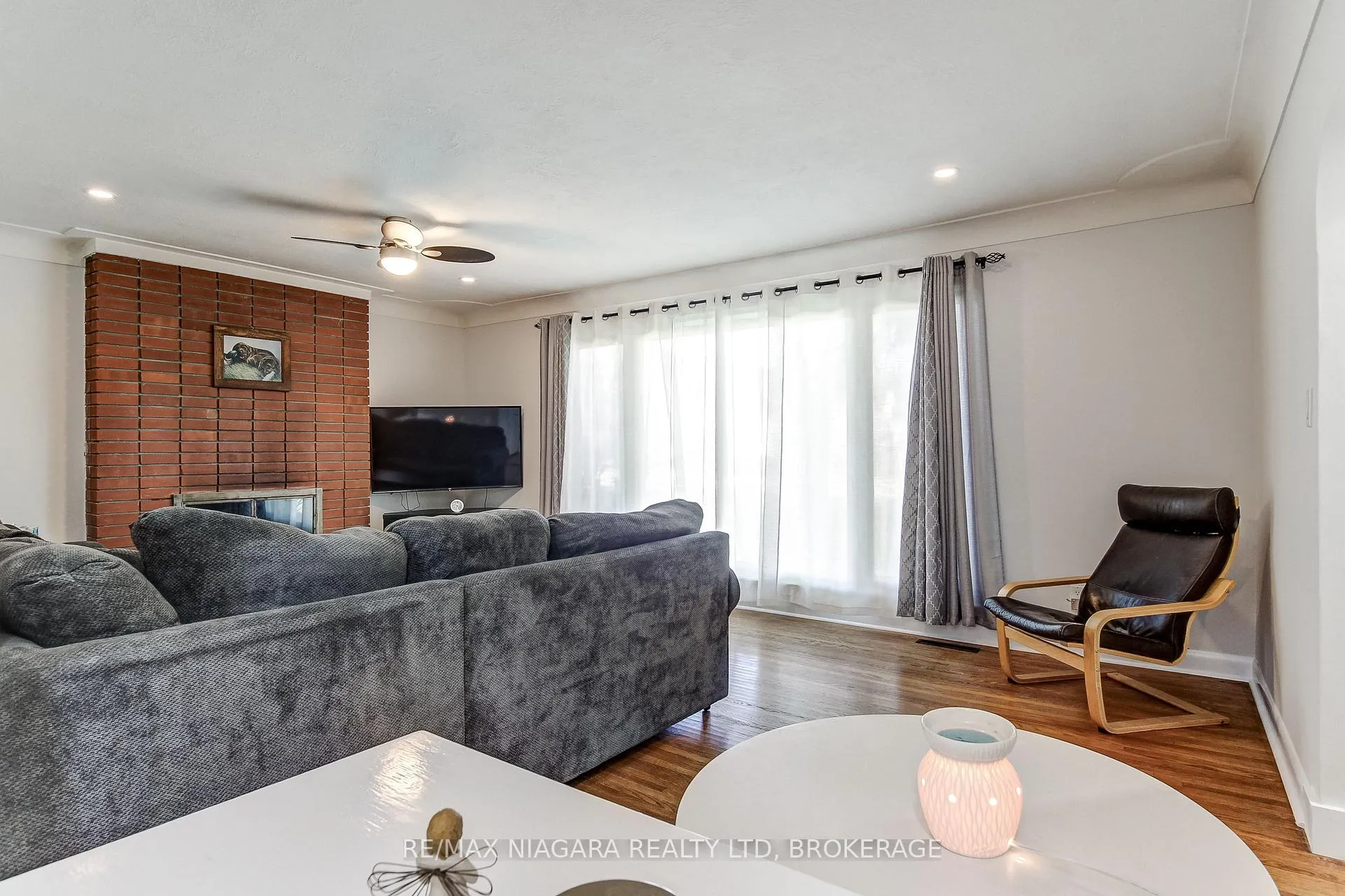 Photo 13 of 6 Cedar Street, Welland, Prince Charles — HOMEH