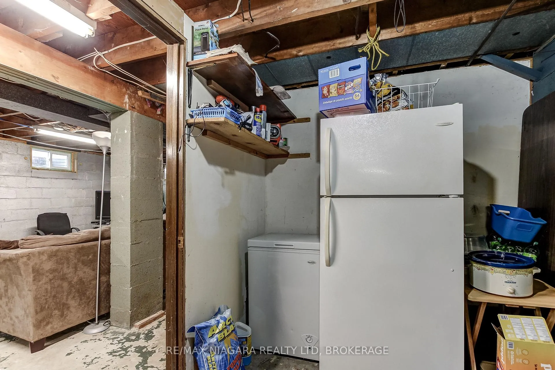 Photo 37 of 6 Cedar Street, Welland, Prince Charles — HOMEH