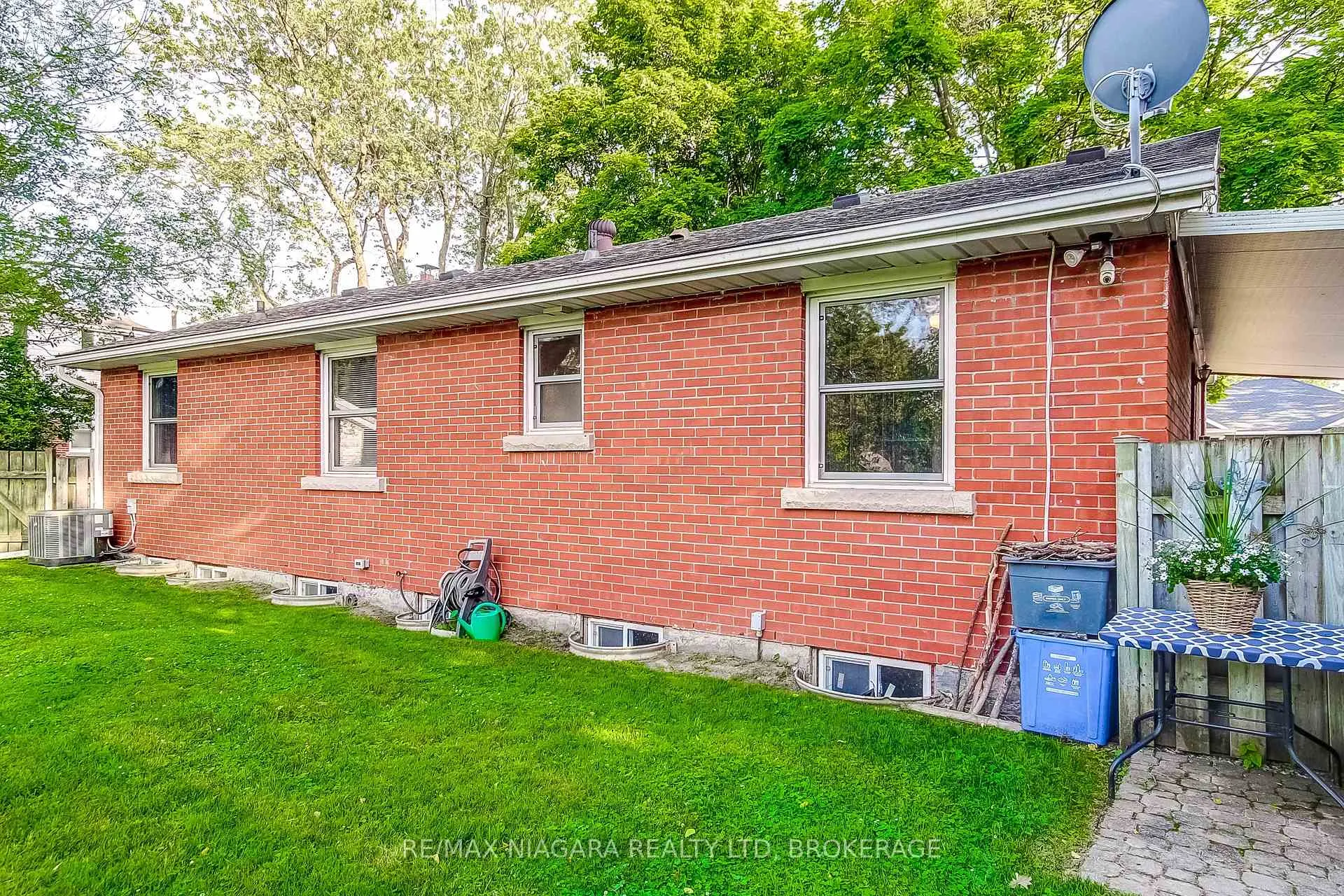 Photo 39 of 6 Cedar Street, Welland, Prince Charles — HOMEH