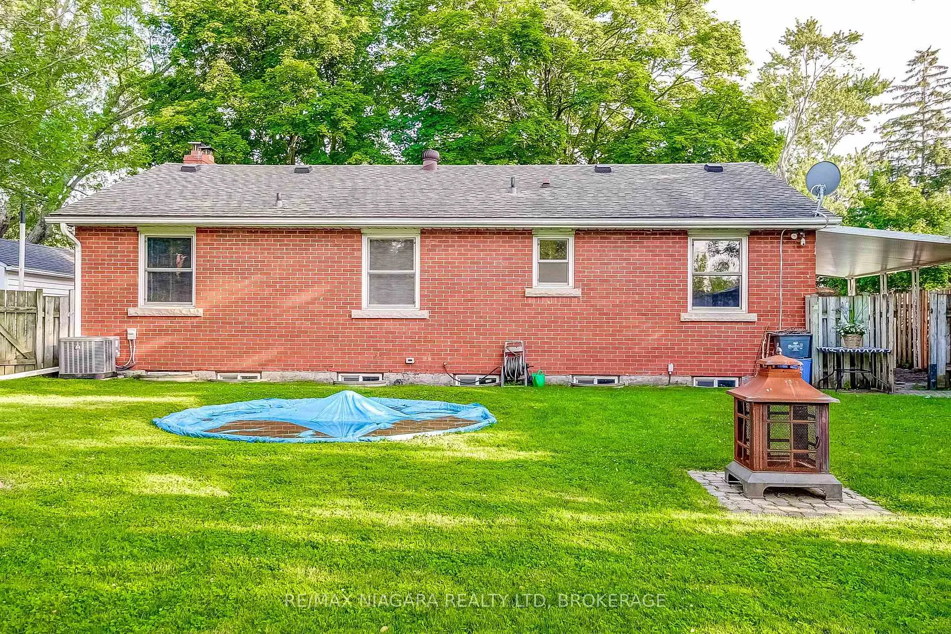 Photo 43 of 6 Cedar Street, Welland, Prince Charles — HOMEH