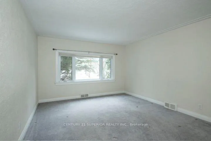 Photo 3 of 327 Brunswick Street S, Thunder Bay, Hyde Park — HOMEH