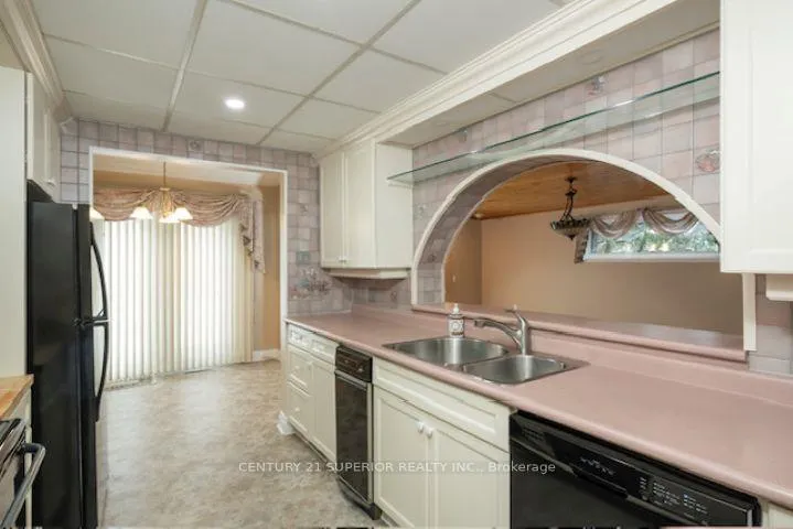 Photo 7 of 327 Brunswick Street S, Thunder Bay, Hyde Park — HOMEH