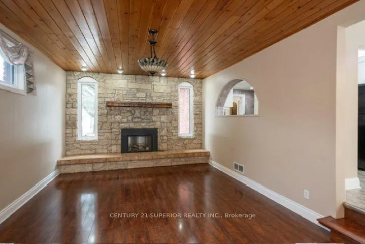 Photo 11 of 327 Brunswick Street S, Thunder Bay, Hyde Park — HOMEH