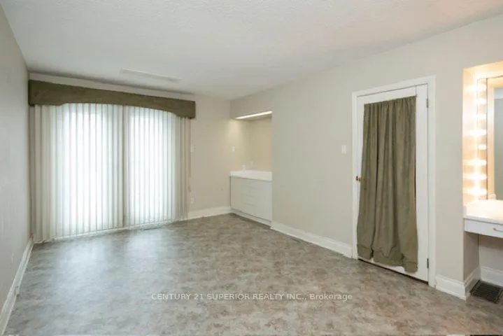 Photo 17 of 327 Brunswick Street S, Thunder Bay, Hyde Park — HOMEH