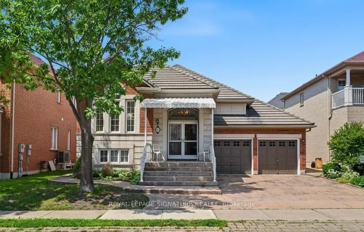 Front of 26 Saint Clare Boulevard