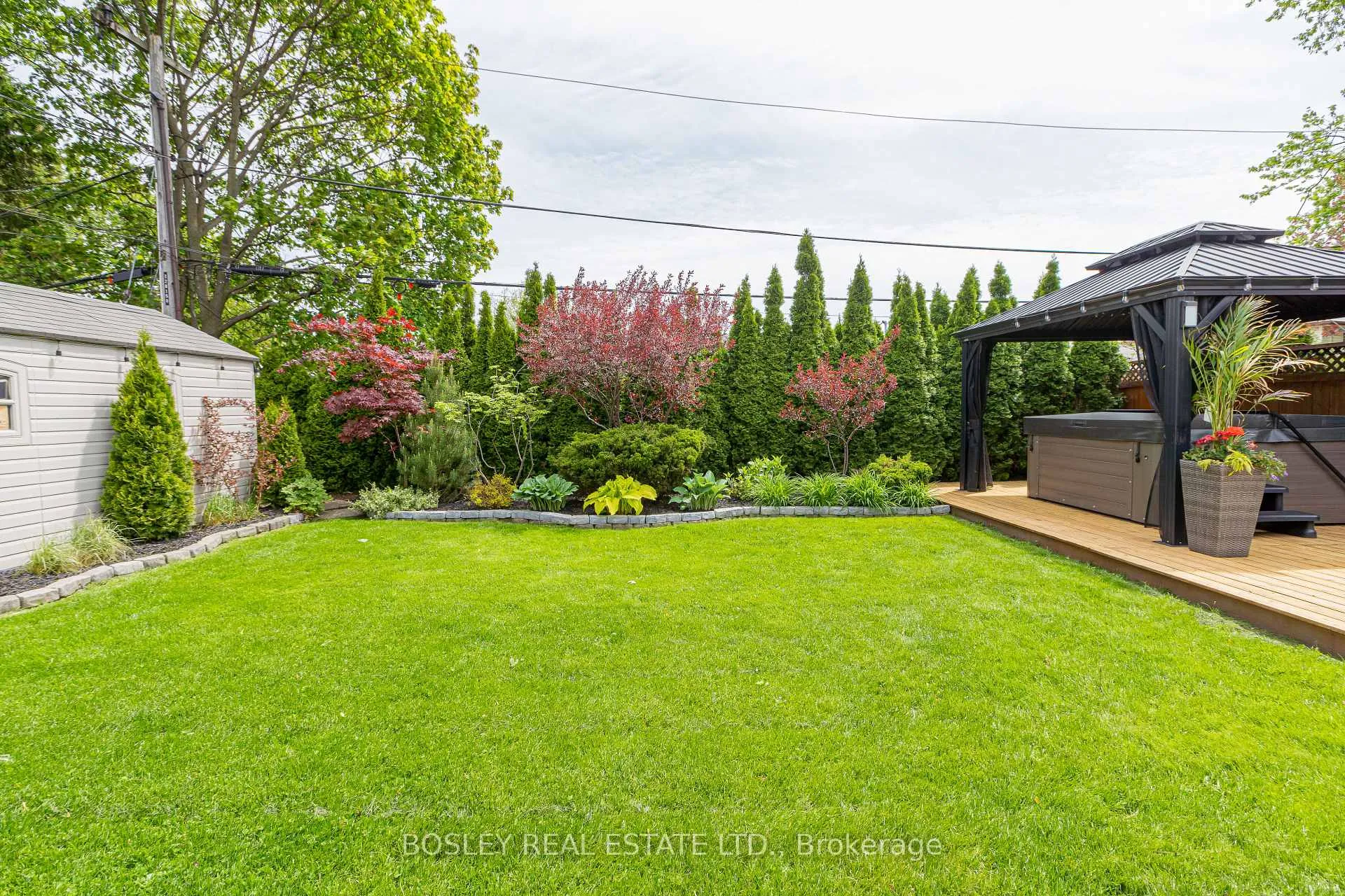 Photo 41 of 15 Wareside Road, Etobicoke, Etobicoke West Mall — HOMEH