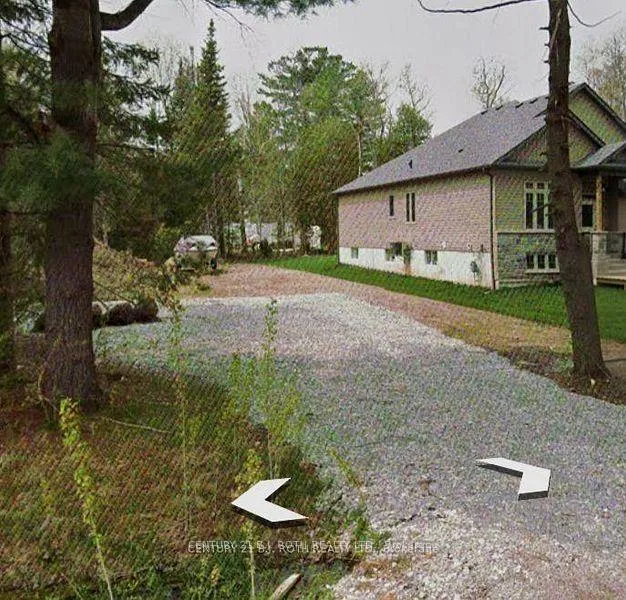 Photo 1 of 3196 Beach Avenue, Innisfil, Rural Innisfil — HOMEH