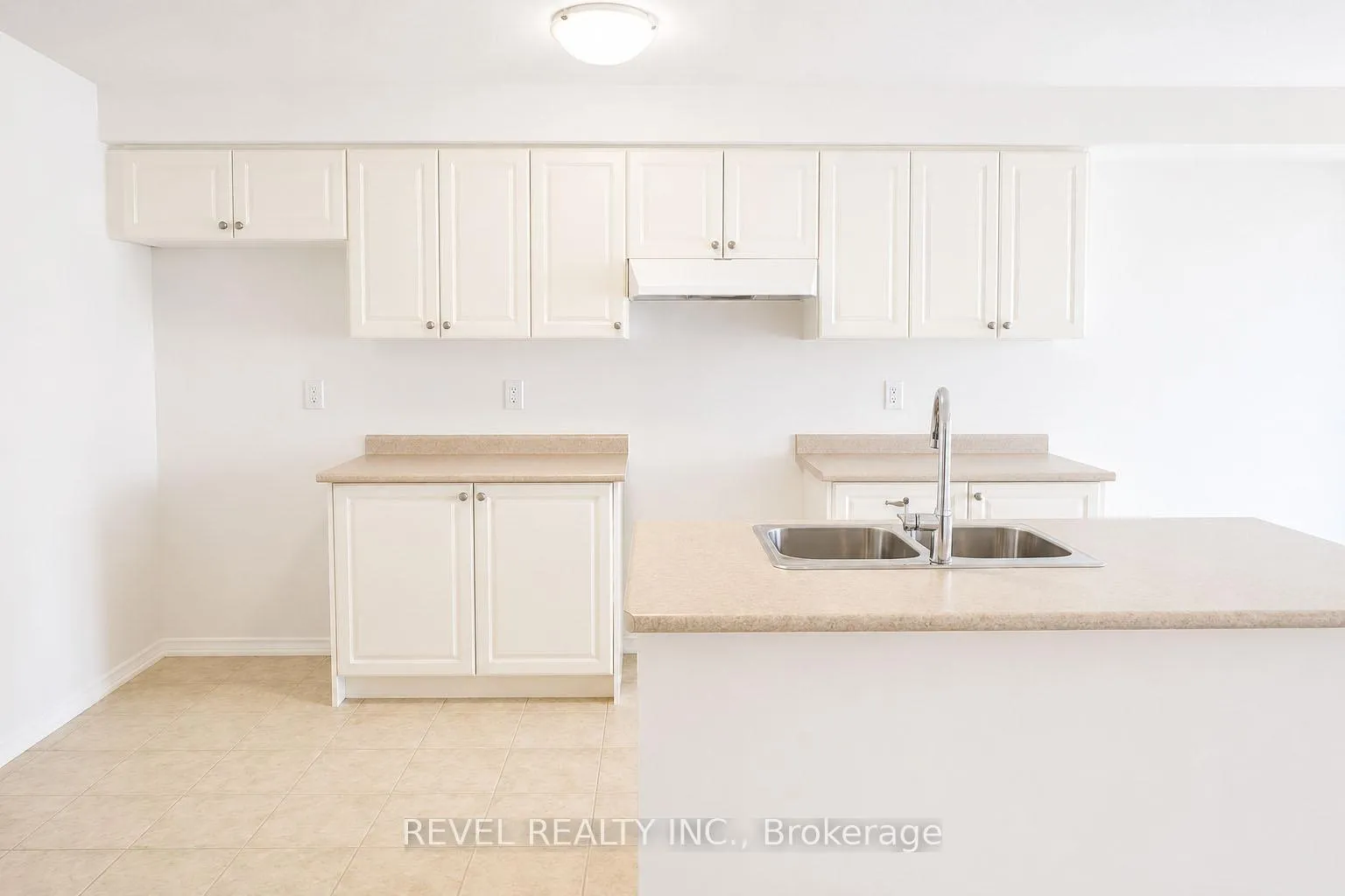 Photo 5 of 62 Munro Circle, Brantford, Empire South — HOMEH