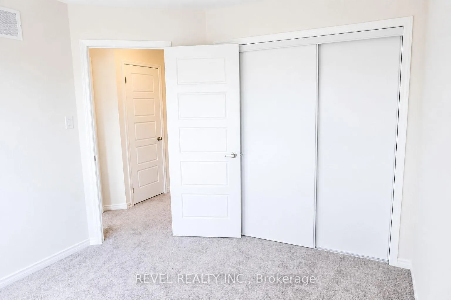 Photo 14 of 62 Munro Circle, Brantford, Empire South — HOMEH
