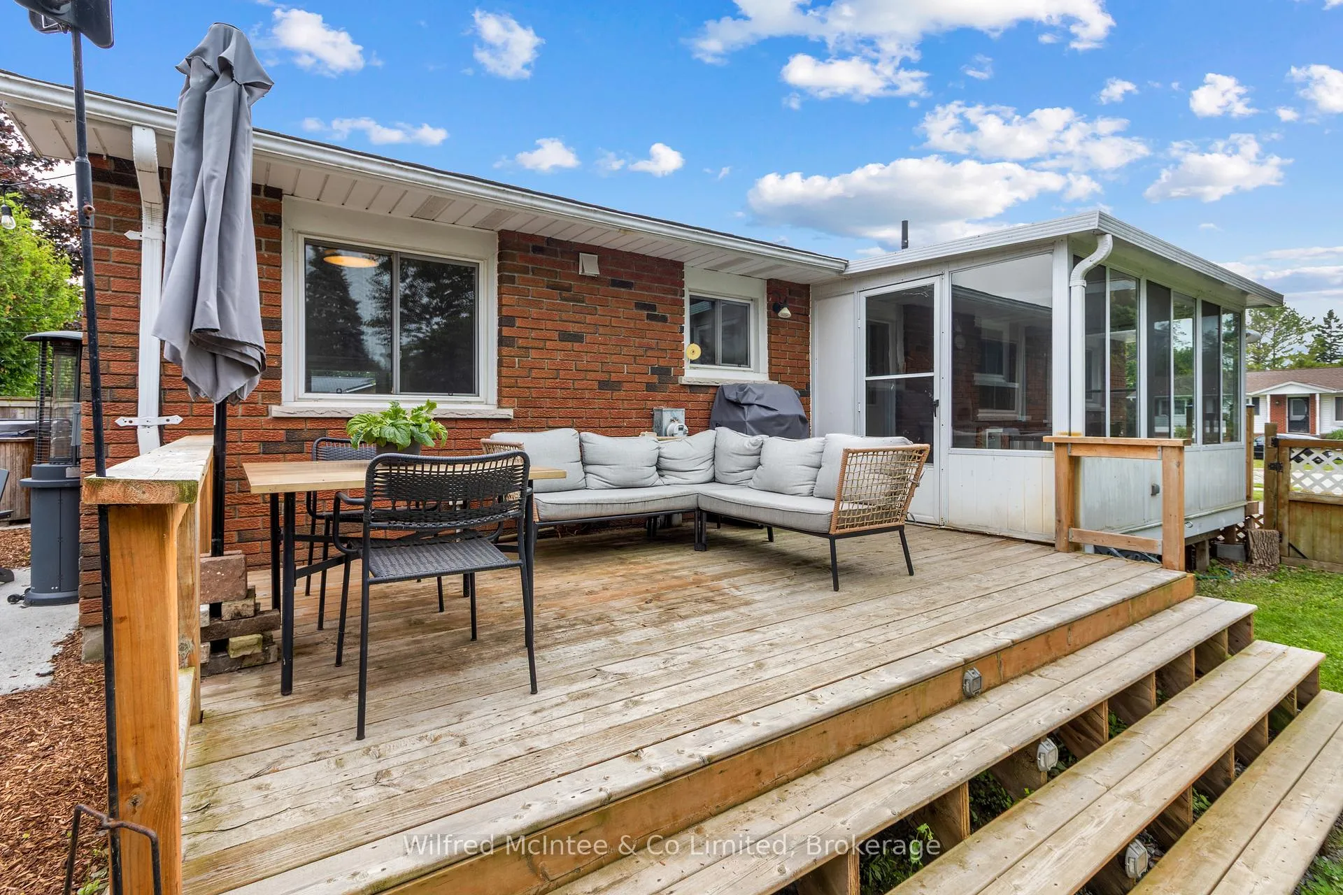 Photo 11 of 39 Inverlyn Crescent N, Kincardine — HOMEH