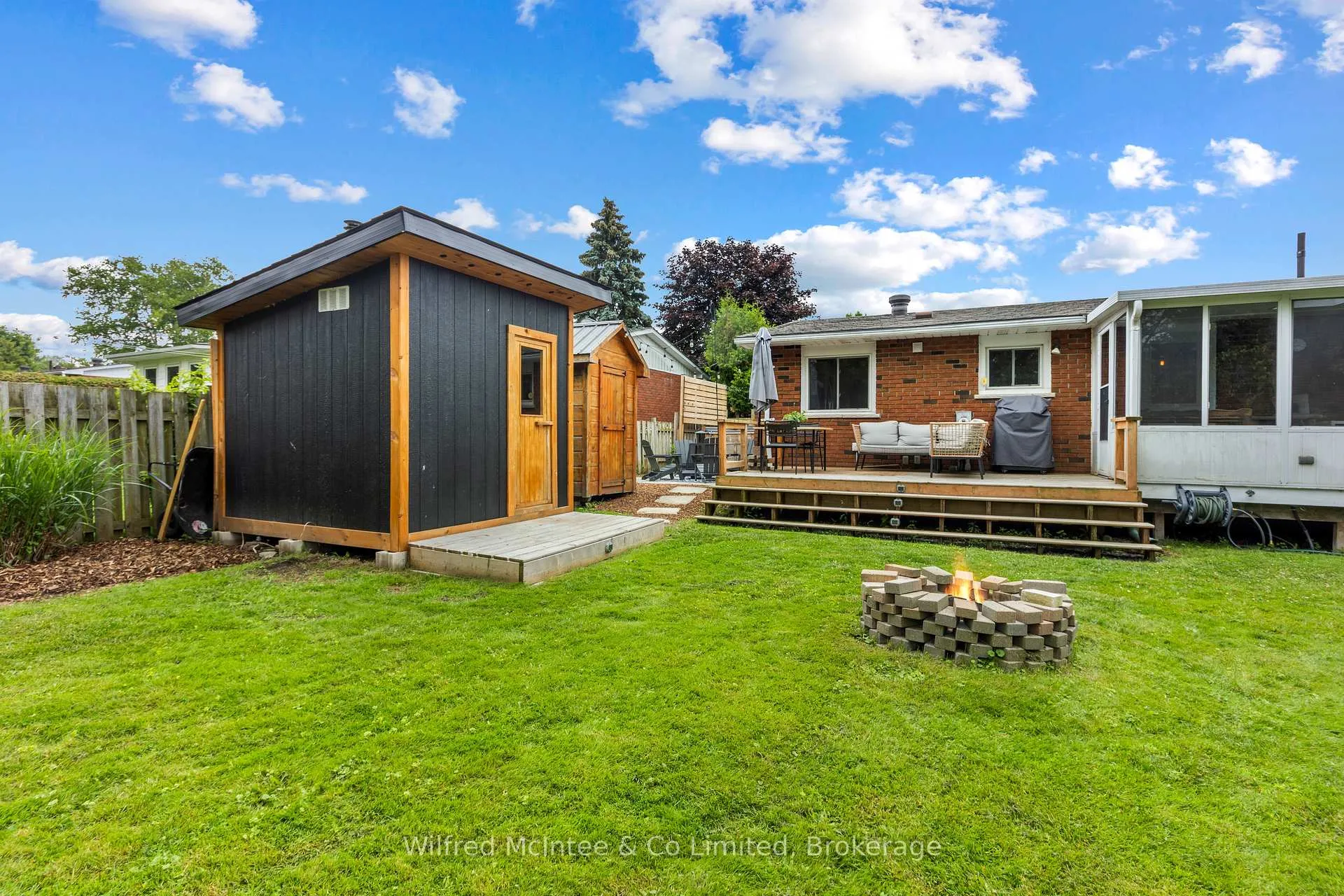 Photo 20 of 39 Inverlyn Crescent N, Kincardine — HOMEH