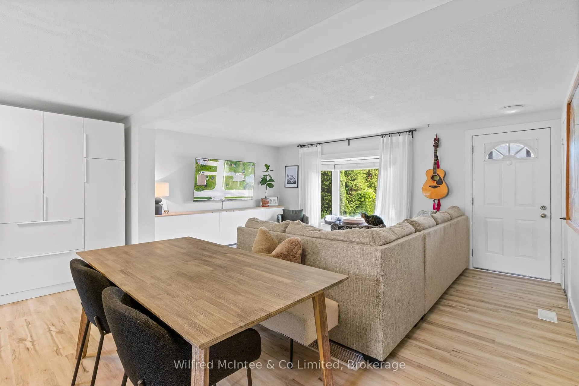 Photo 30 of 39 Inverlyn Crescent N, Kincardine — HOMEH