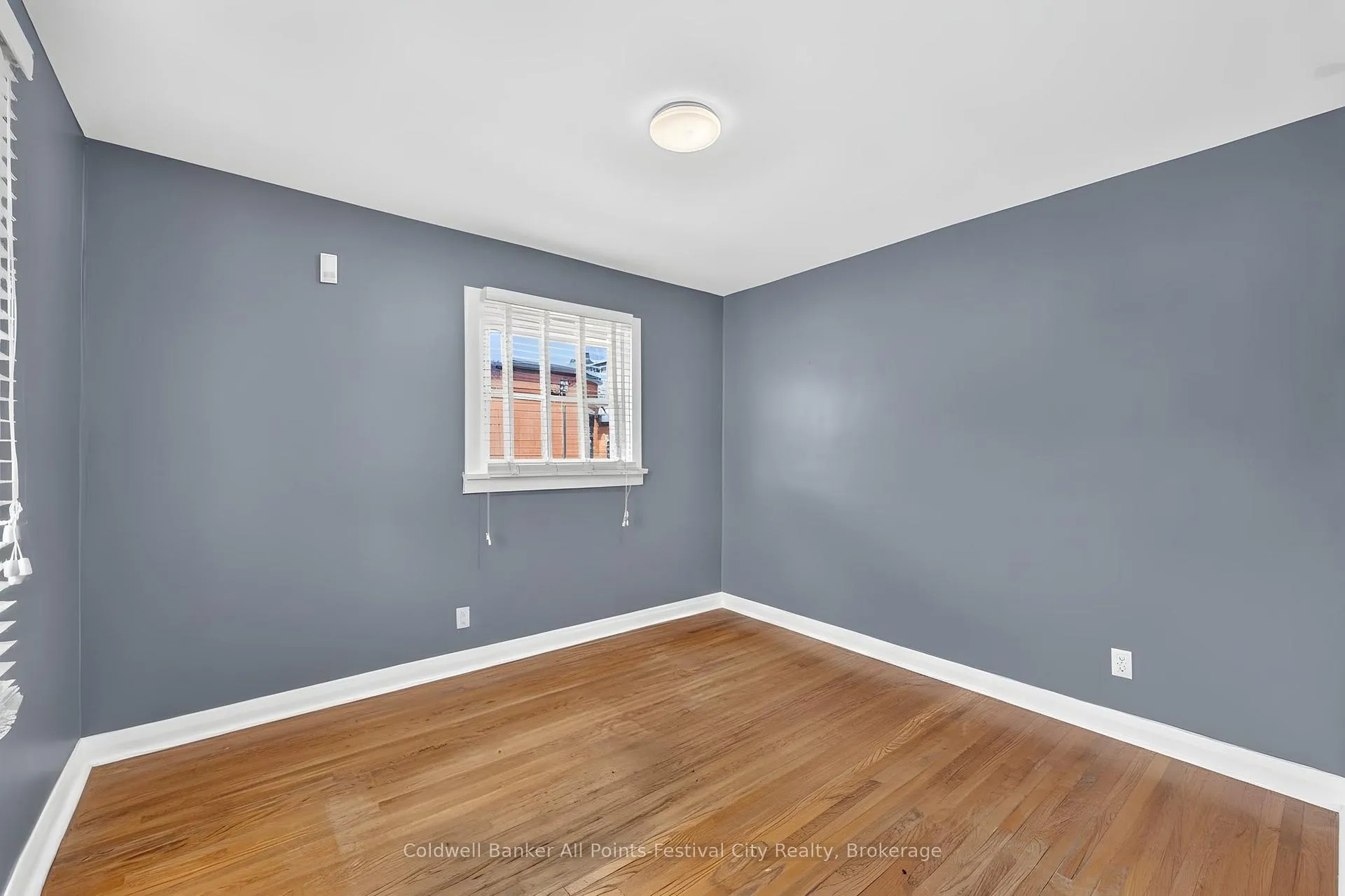 Photo 7 of 21 Waterloo Street S, Goderich, Goderich (Town) — HOMEH