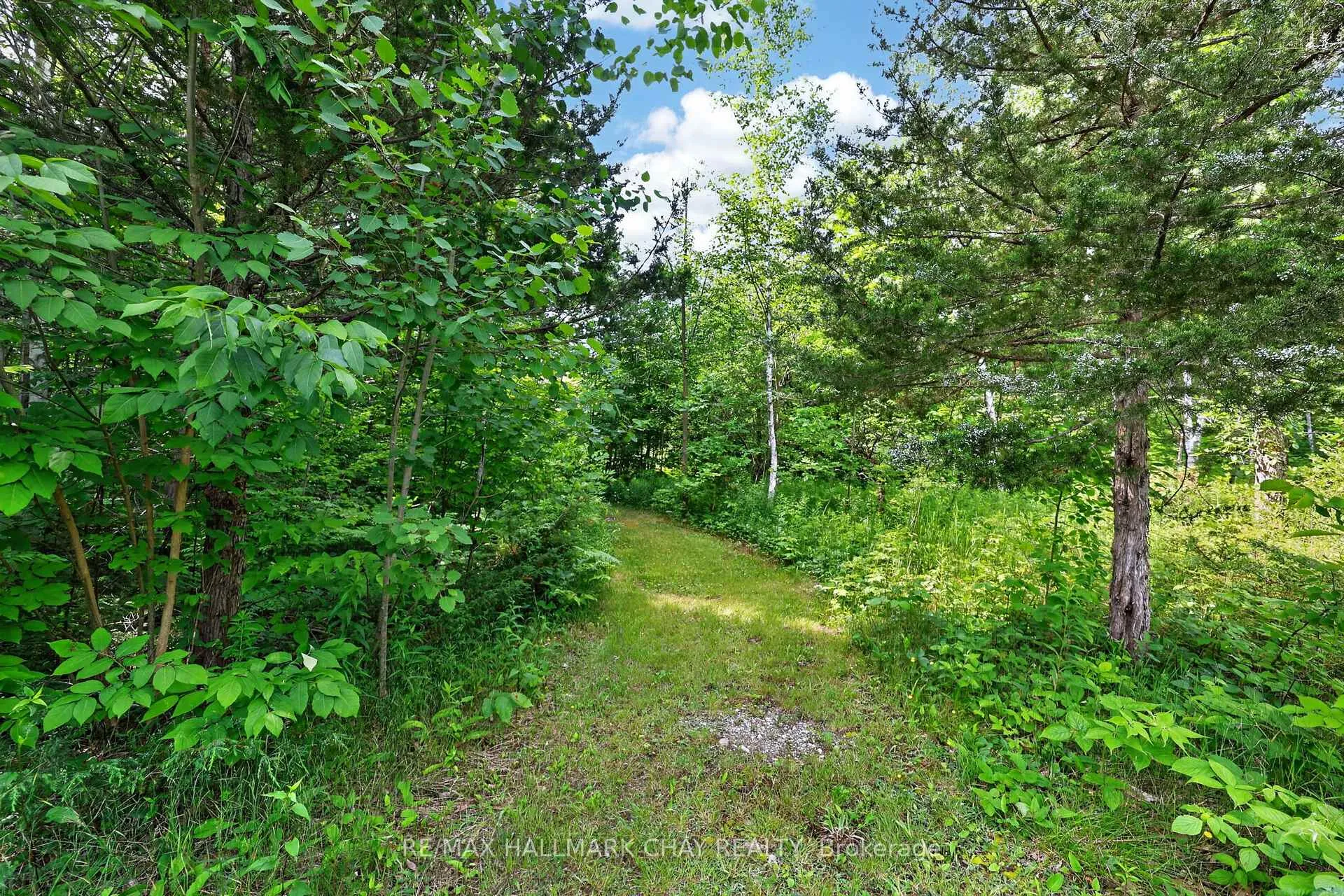 Photo 36 of 1288 15/16 Sunnidale Side Road S, Clearview, Rural Clearview — HOMEH