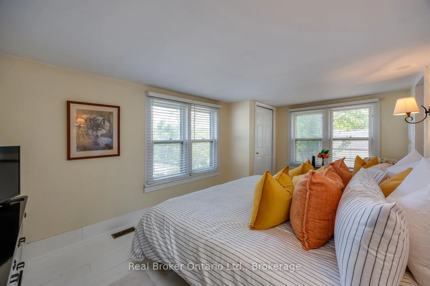 Photo 17 of 61 Mill Street, Clarington, Orono — HOMEH
