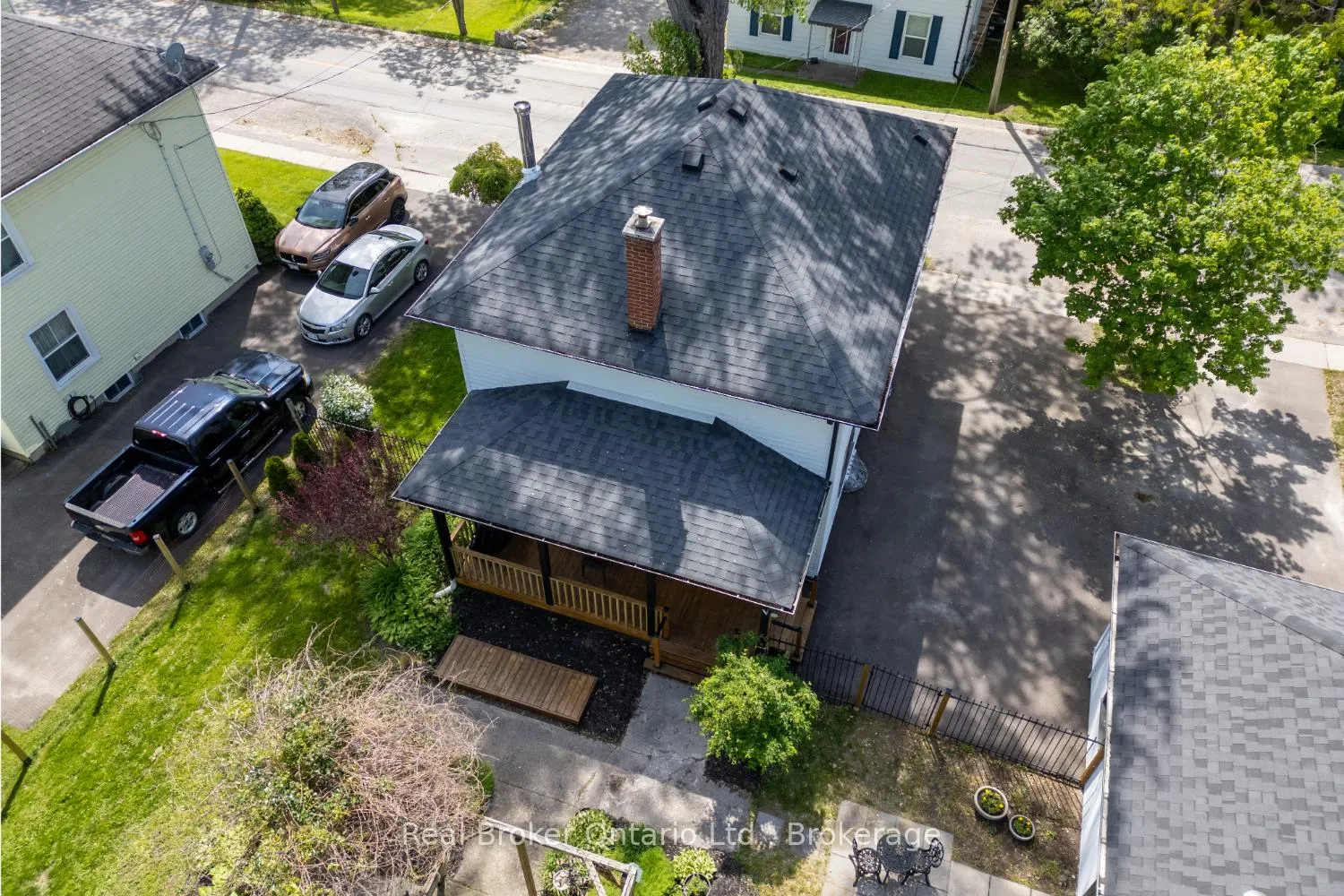 Photo 25 of 61 Mill Street, Clarington, Orono — HOMEH