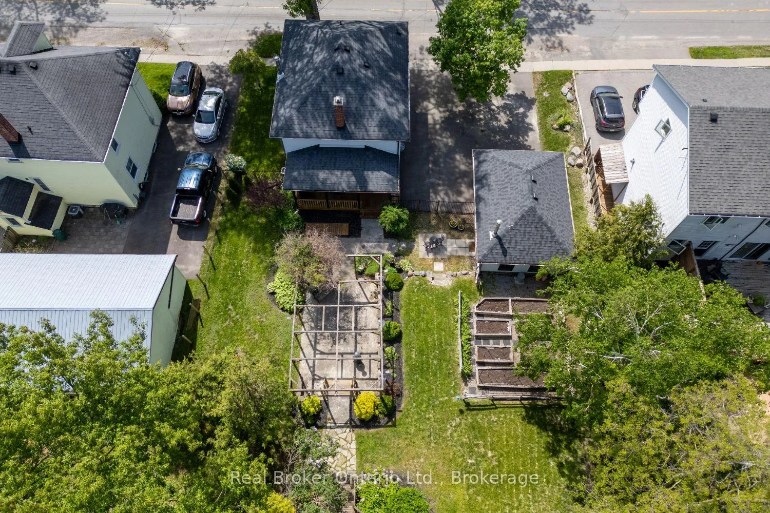 Photo 26 of 61 Mill Street, Clarington, Orono — HOMEH