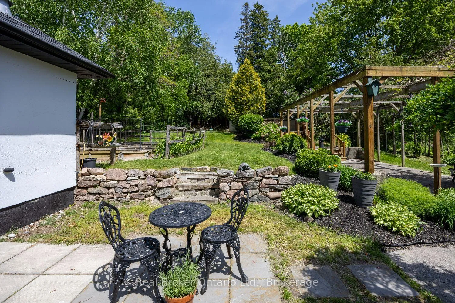 Photo 33 of 61 Mill Street, Clarington, Orono — HOMEH