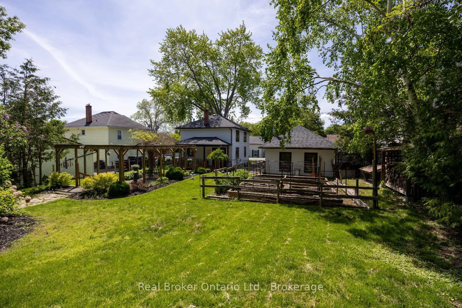 Photo 34 of 61 Mill Street, Clarington, Orono — HOMEH