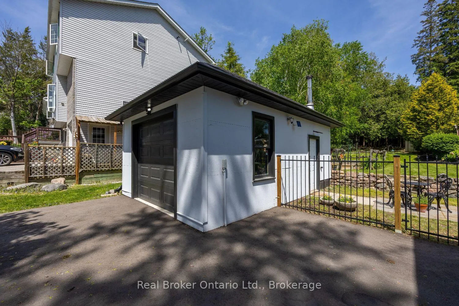 Photo 37 of 61 Mill Street, Clarington, Orono — HOMEH