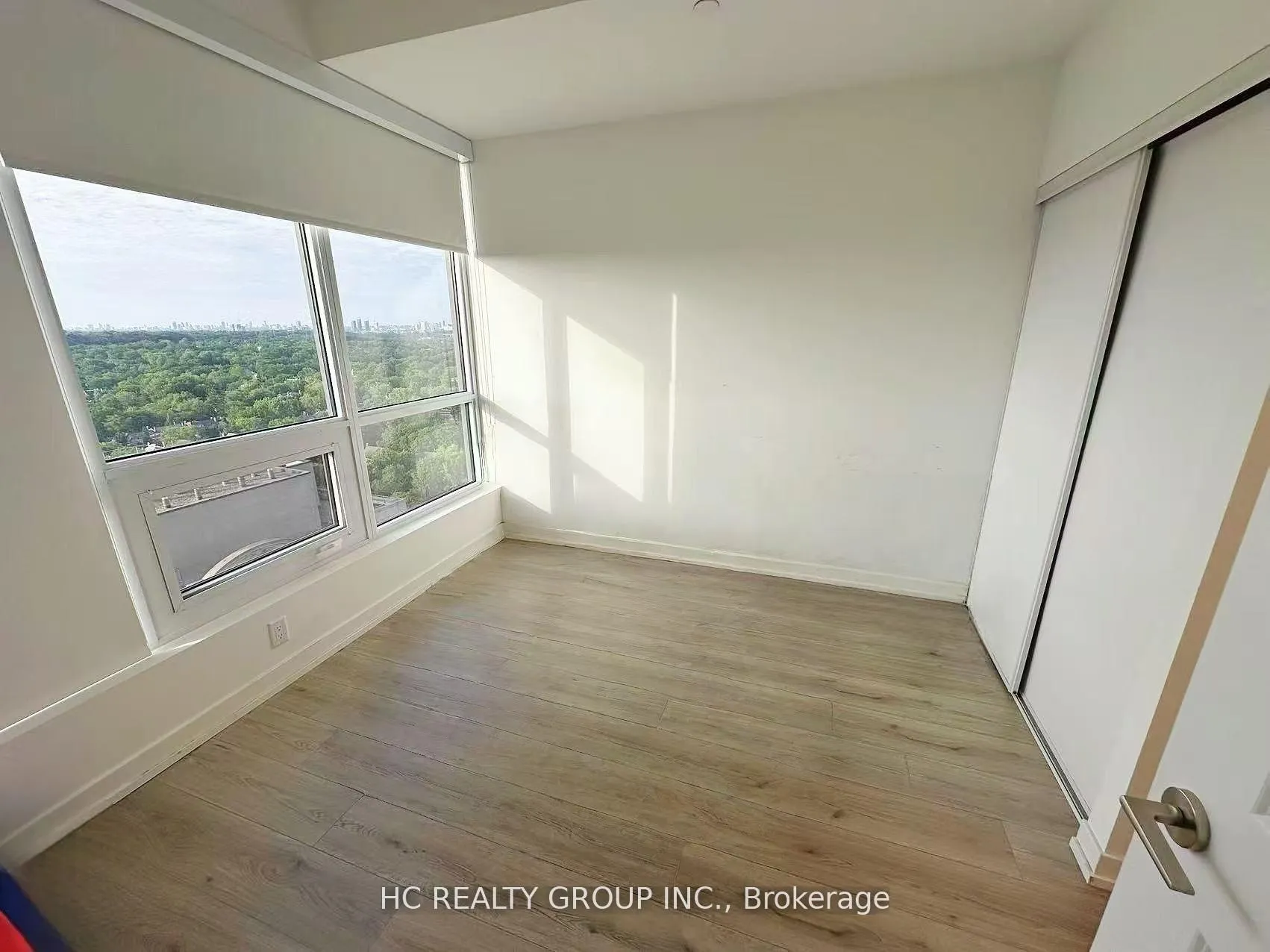 Photo 8 of Unit 1905, 395 Bloor Street E, Toronto, North St. James Town — HOMEH